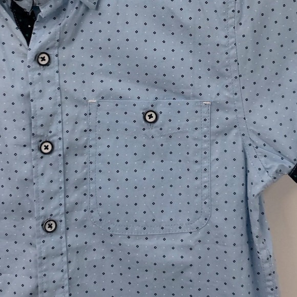 EUC Level Ten boys shirt - Picture 4 of 11